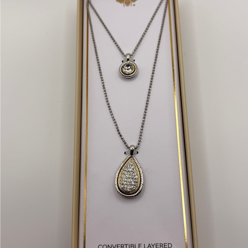 Minimalist Silver Teardrop Pendant Necklace - Picture 3 of 9